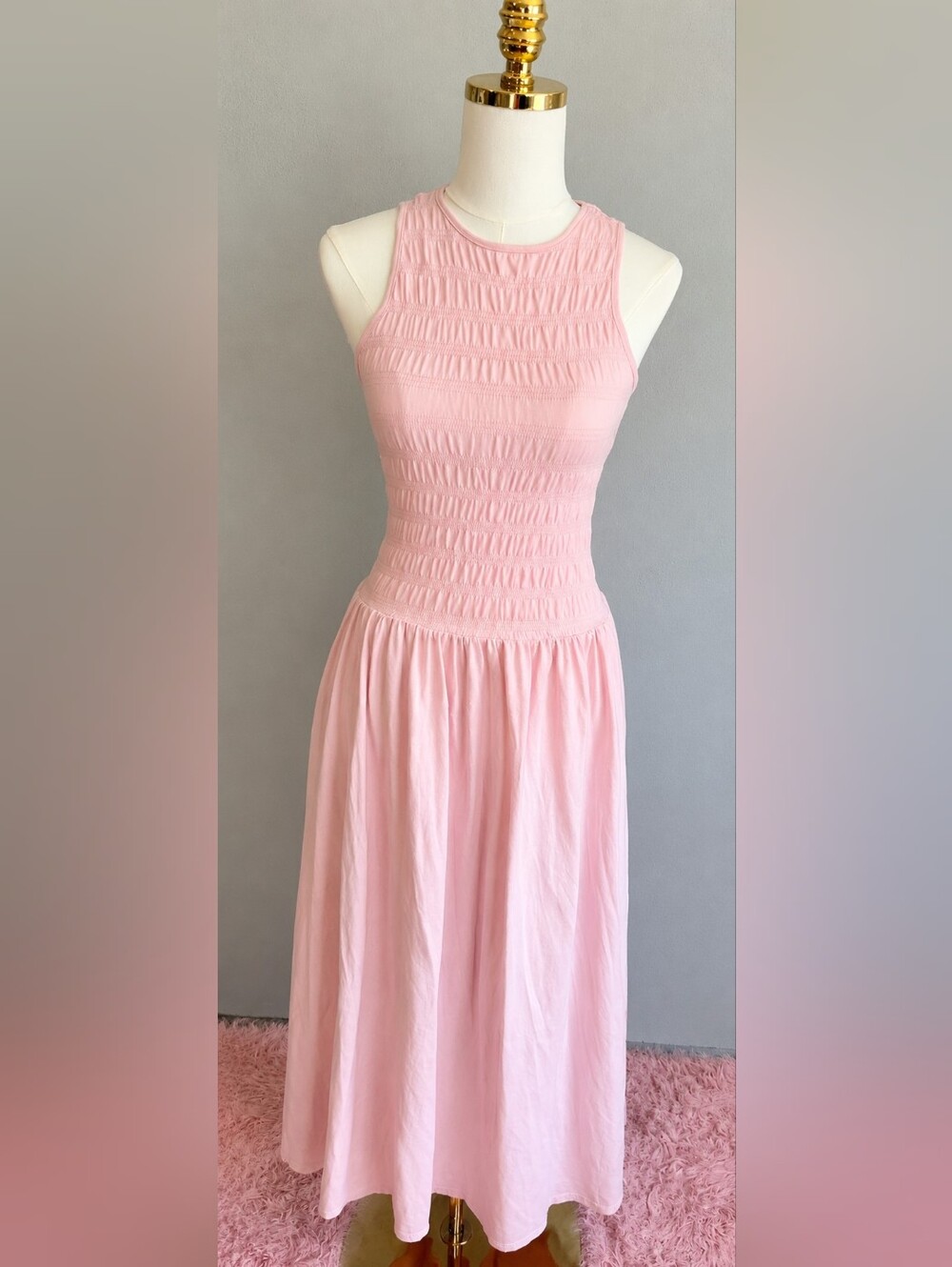 Universal Thread Pink Smocked Midi Dress Size Medium Sleeveless Pockets